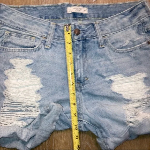Abercrombie & Fitch Women’s Blue Jean Shorts Distressed Cut-Off Y2K | Size 27 - Picture 9 of 9